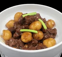 Braised Beef Brisket with Small Potatoes