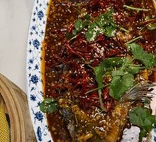 Garlic Stir-Fried Fish