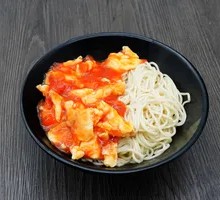 Tomato and Egg Noodles