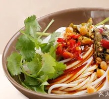 Nanchang Noodle Salad