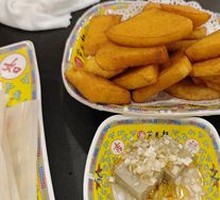 Fried corn cake with stinky tofu