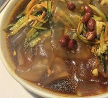 Sister's Love for Big Glass Noodles