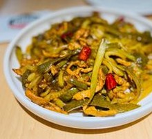 Sour Cucumber Shredded Pork