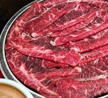 Fresh-cut Wagyu Strip