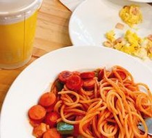 Spicy Tomato Chicken Pasta