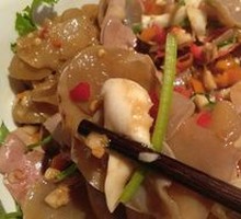 Stir-fried Yellow Tripe with Pork Intestines