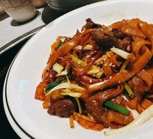 Dry-Fried Beef Rice Noodles
