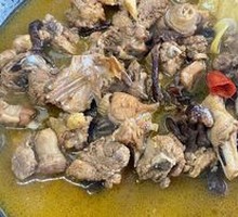 Stewed Pork Ribs with Chicken