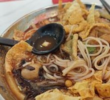 Pork Trotter Snail Noodles