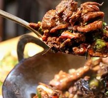 Sour Duck Blood Stir-fry