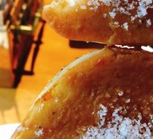 Peanut Butter Sugar Buns Slice