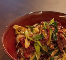 Spicy Pepper Beef Noodles