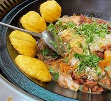 Stewed Goose in Iron Pot