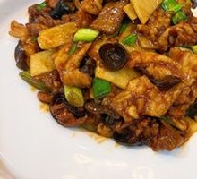 Stir-Fried Three Delicacies