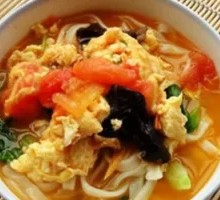 Tomato and Egg Knife-Pressed Noodles