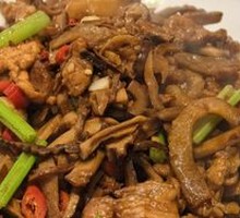 Stir-fried Pork with Smoked Bamboo Shoots