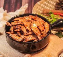 Spicy Braised Chicken Tips