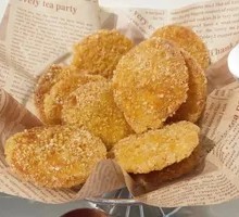 Fried Chicken with Potato Chips