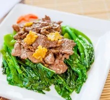 Stir-fried Beef with Chinese Broccoli