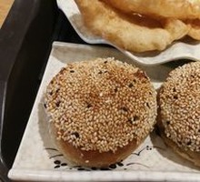 Freshly Baked Crispy Pork Flatbread