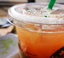 Ice-Shaken Peach Oolong