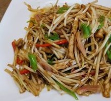 Celery Shoots with Shredded Pork