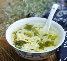 Seaweed and Egg Soup