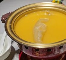Signature Golden Soup Chicken Soup with Fish Maw