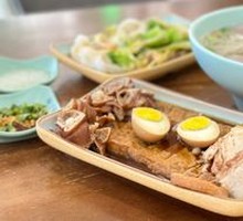 Braised Dish Platter