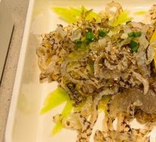 Spicy Chili Fish Skin