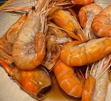 Steamed Drunk Lobster Shrimp