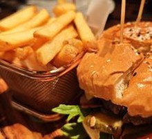 Lion King Beef Burger