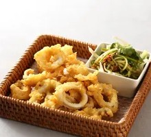 Fried Squid Rings with Thai Salad