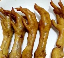 Spiced Five-Spice Chicken Feet