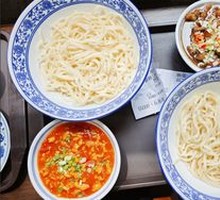 Tomato and Egg Noodles