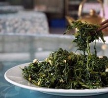 Mixed Wild Greens Salad