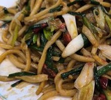 Dry-fried Noodles with Chinese Greens