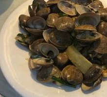 Yantai Spicy Stir-Fried Clams
