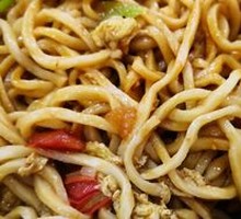 Tomato and Egg Fried Noodles