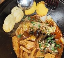 Stir-fried in Iron Pot