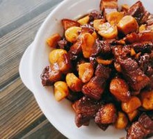 Braised Pork with Chestnuts