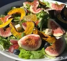 Fig Honey Roasted Pumpkin Salad