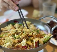Spicy Cauliflower in Hot Pot