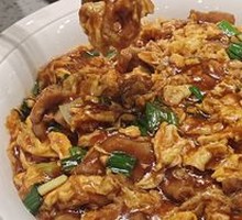 Wood Ear Mushroom Stir-Fry with Pork