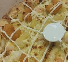 Sweet Shrimp Pineapple Pizza