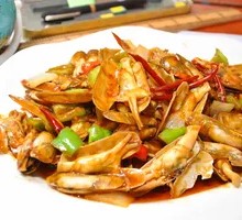 Spicy Stir-Fried Clams