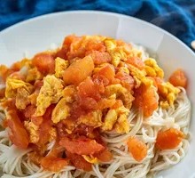 Tomato Egg Soup with Knife-Cut Noodles