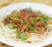 Spicy Chili Pork Noodles