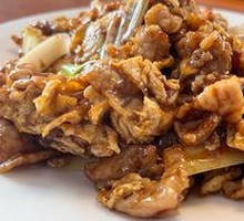 Sour Stir-Fried Egg with Wood Ear Mushrooms