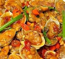Spicy Stir-Fried Clams